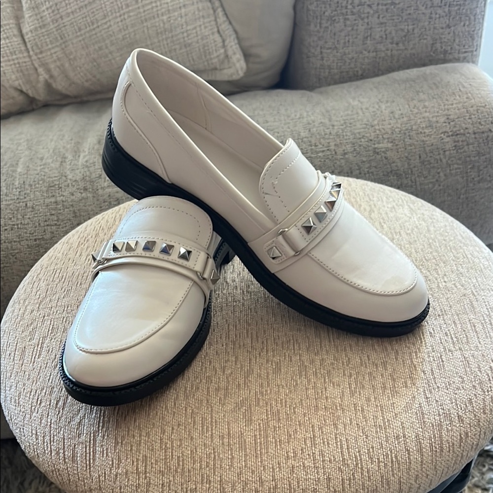 Marc Fisher size 7 Studded White Loafers shoes